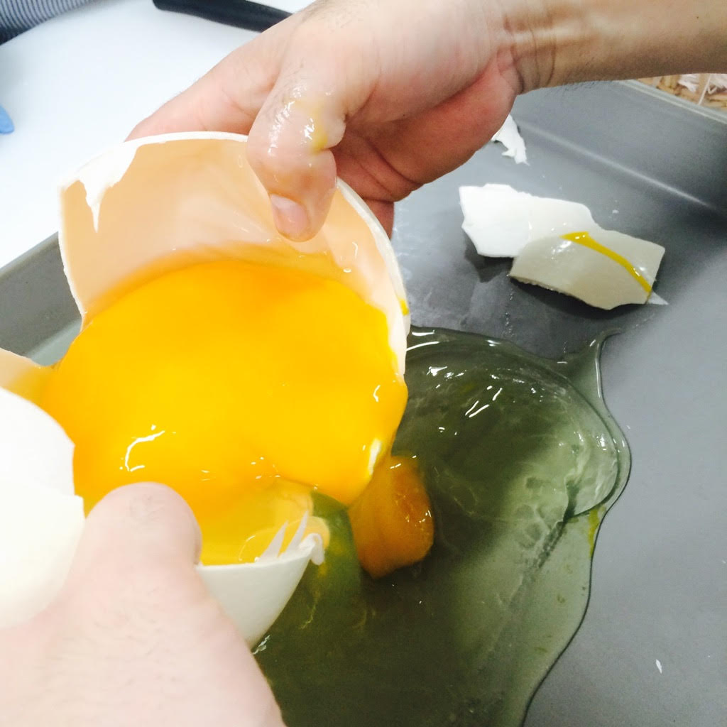 さ 卵黄 重 うずら卵の重さは1個、1粒で何グラム？大きさやカロリーは？